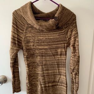 Brown Shaw Turtleneck